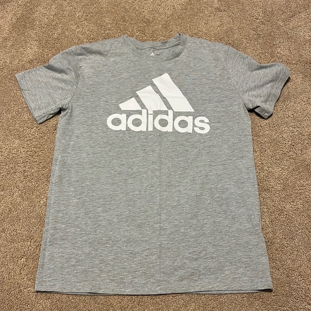 Adidas t-shirt